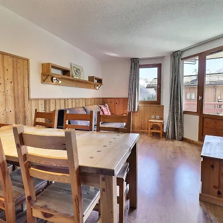 Skis Aux Pieds, 6 Pers, 2 Pieces Cabine, Balcon, La Tania - Fr-1-182a-7 Apartment Courchevel